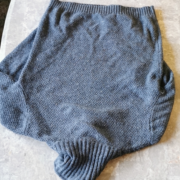 Men's Sweater Size 18Y or XS - Picture 3 of 4